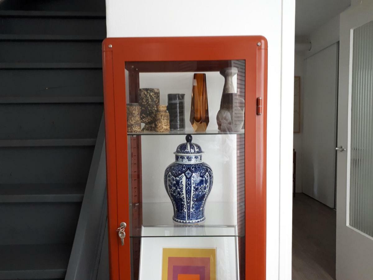 Apartamento Tiny Monumental House In Down Town Leiden Exterior foto